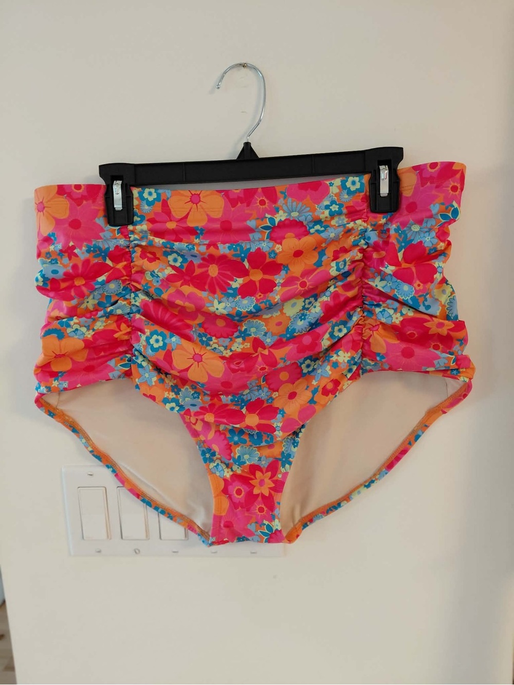Joe Fresh Vintage-Style Floral High-Waist Bikini Set — Bright Pink & Orange 1X - Picture 2 of 8